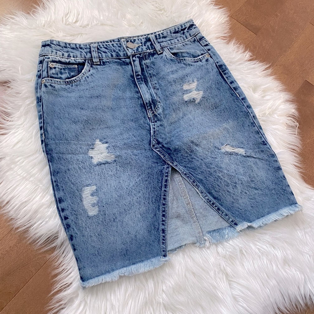 H&M | Denim ripped skirt with open front | Size 6